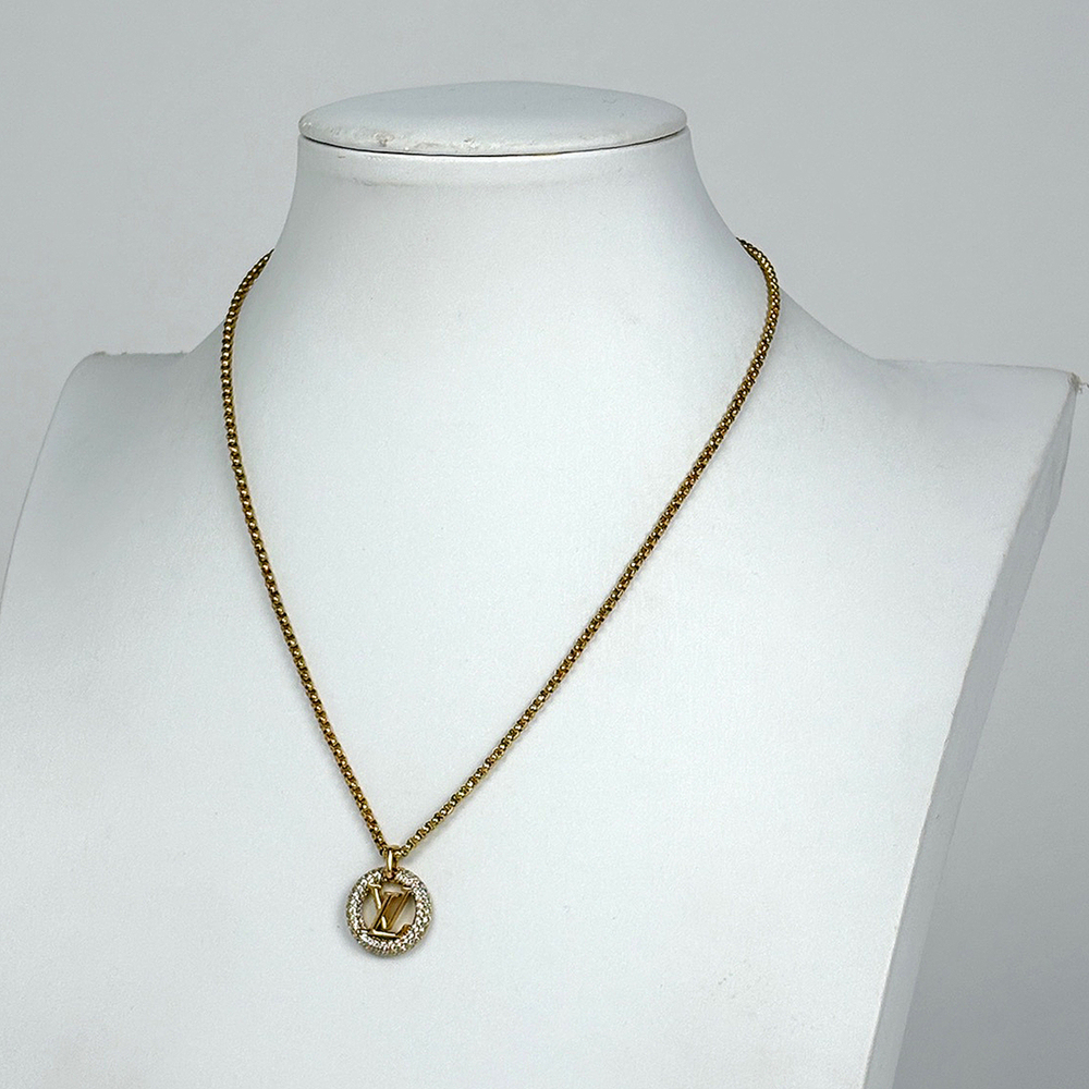 LOUIS VUITTON Gold Necklace - Picture 4 of 5